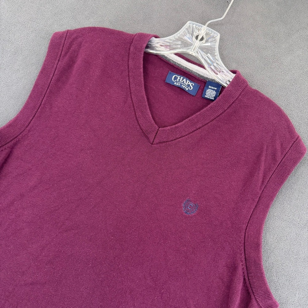 Chaps Mens V-Neck Sweater Vest Burgundy Red Knit Crest Logo Size Medium